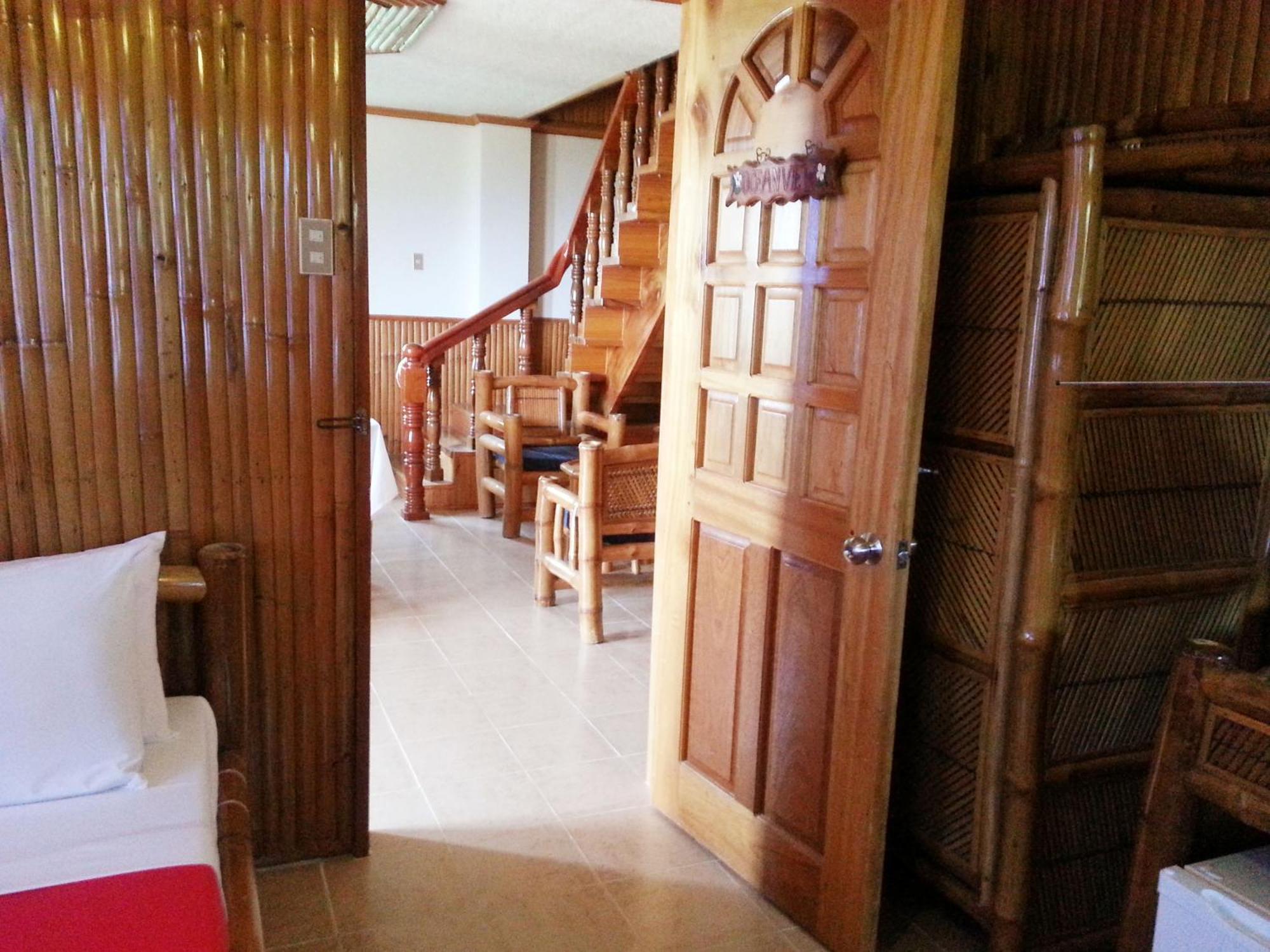 Hof Gorei Beach Resort Davao Самал Экстерьер фото