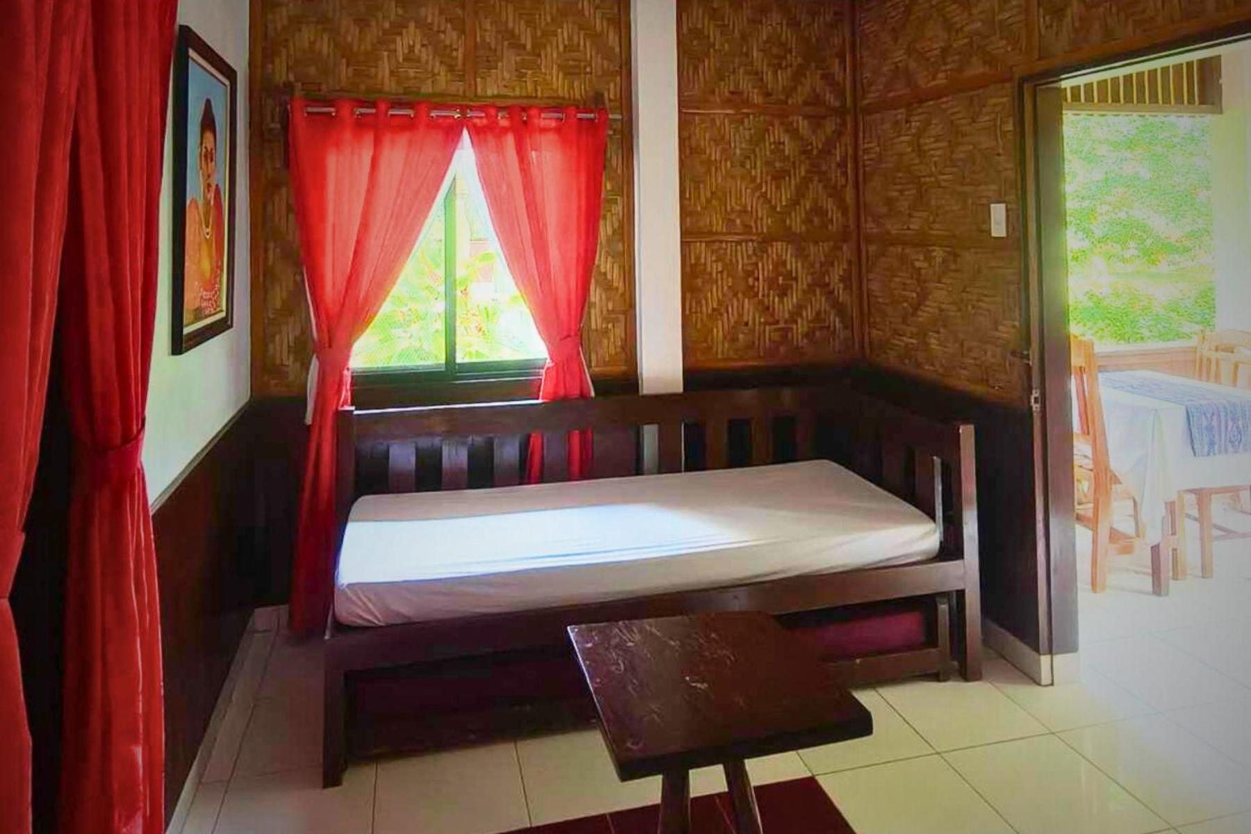 Hof Gorei Beach Resort Davao Самал Экстерьер фото