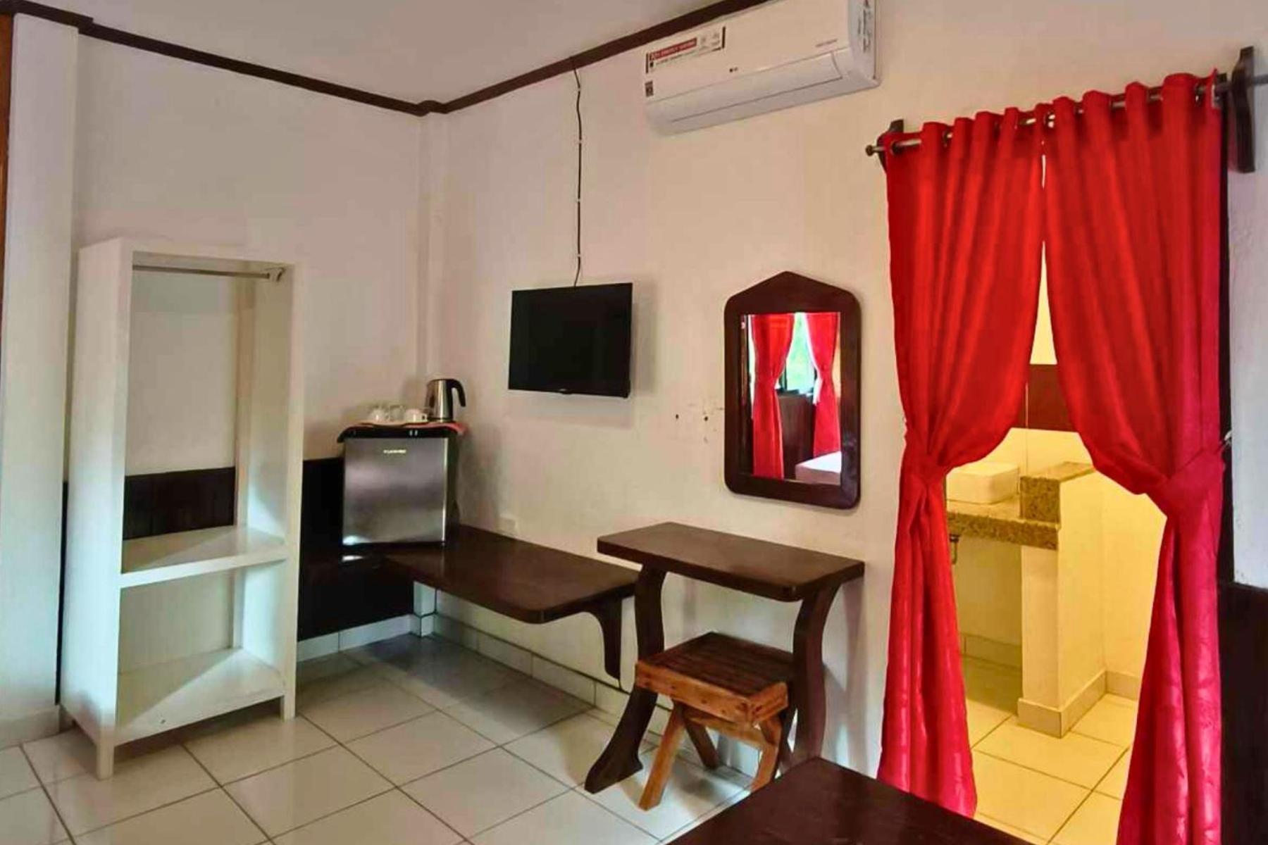 Hof Gorei Beach Resort Davao Самал Экстерьер фото